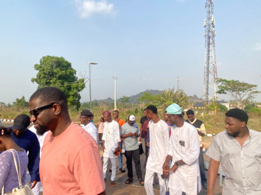 Group activity in the tech hall.